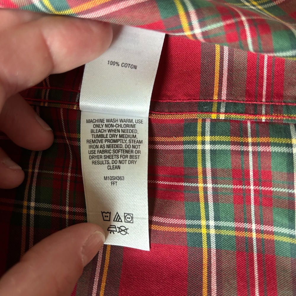 Men’s XL long sleeve button Cabela’s  outfitters series red green plaid holiday. - Picture 11 of 12